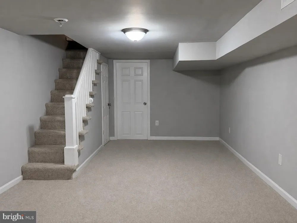 2813 E MADISON STREET Baltimore, MD 21205