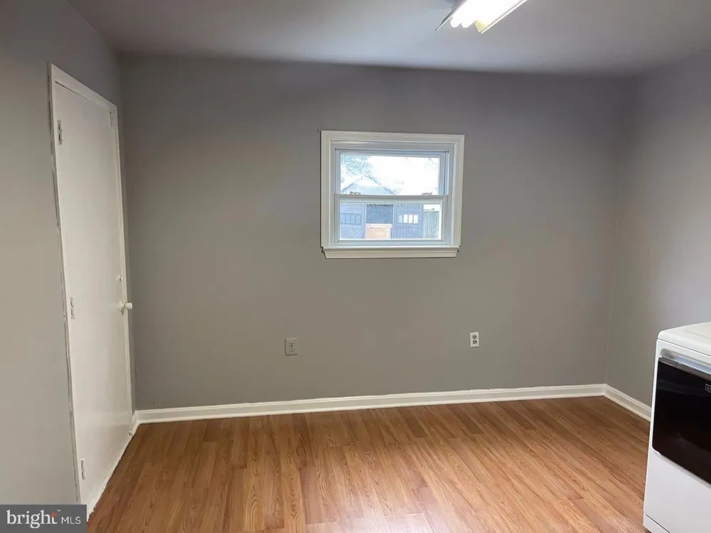 1100 STERLING BOULEVARD Sterling, VA 20164
