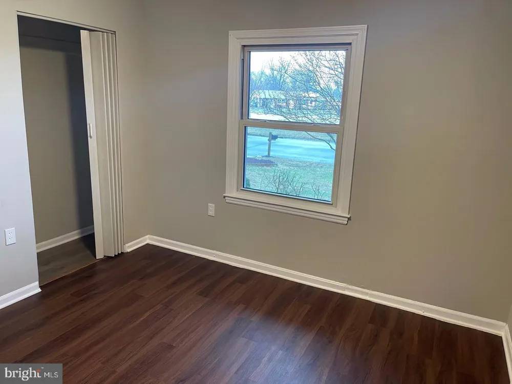 1100 STERLING BOULEVARD Sterling, VA 20164