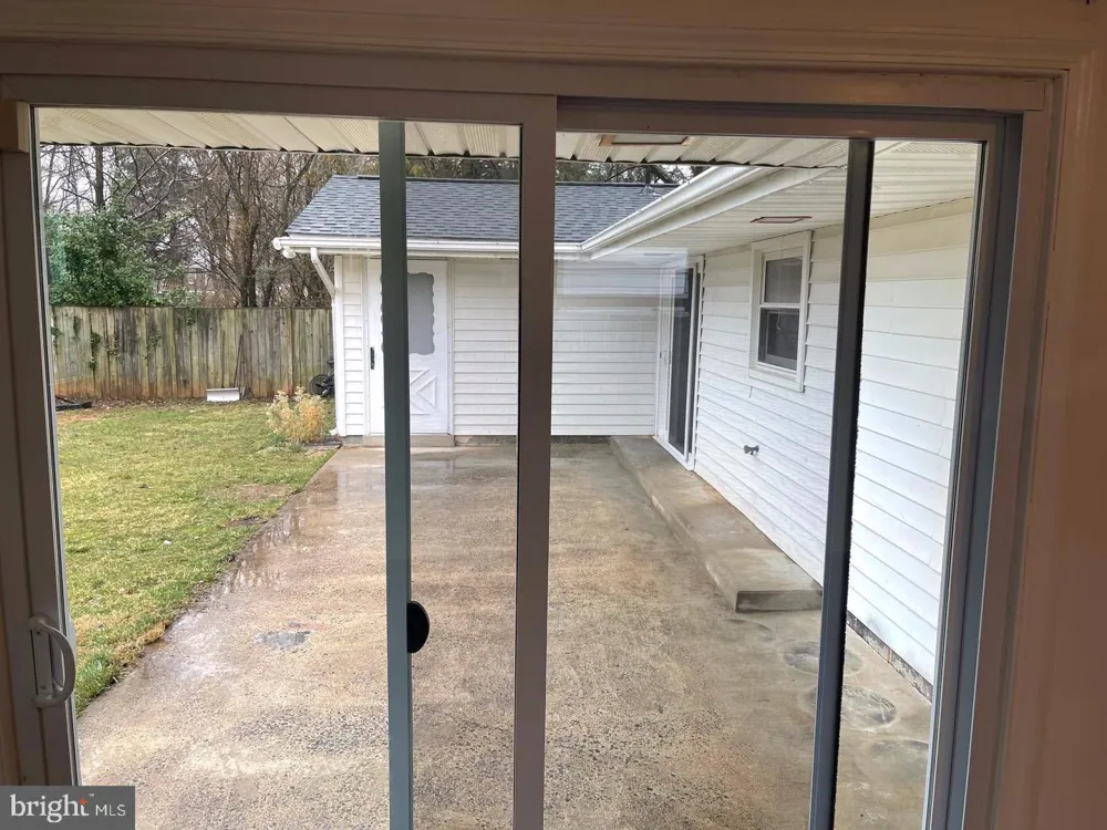 1100 STERLING BOULEVARD Sterling, VA 20164