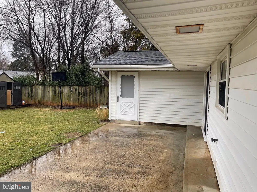 1100 STERLING BOULEVARD Sterling, VA 20164