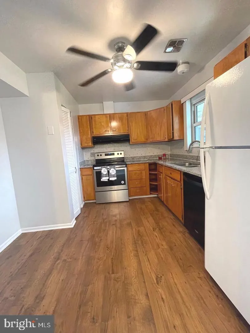 1100 STERLING BOULEVARD Sterling, VA 20164