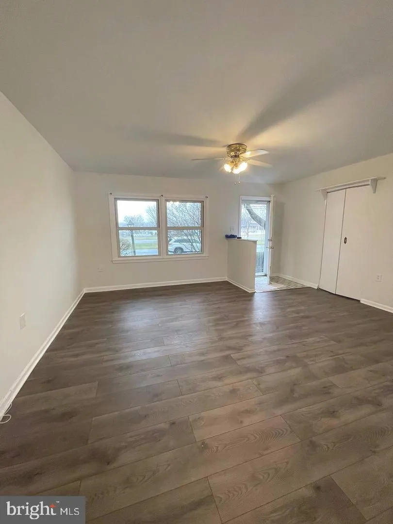 1100 STERLING BOULEVARD Sterling, VA 20164