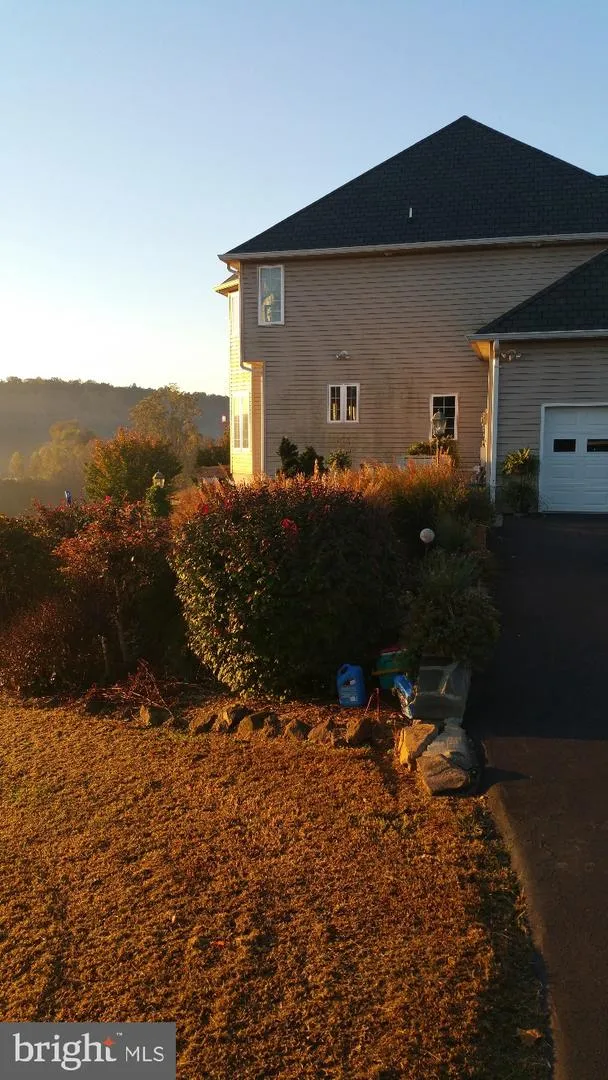 9471 LITTLE SKYLINE DRIVE Orange, VA 22960
