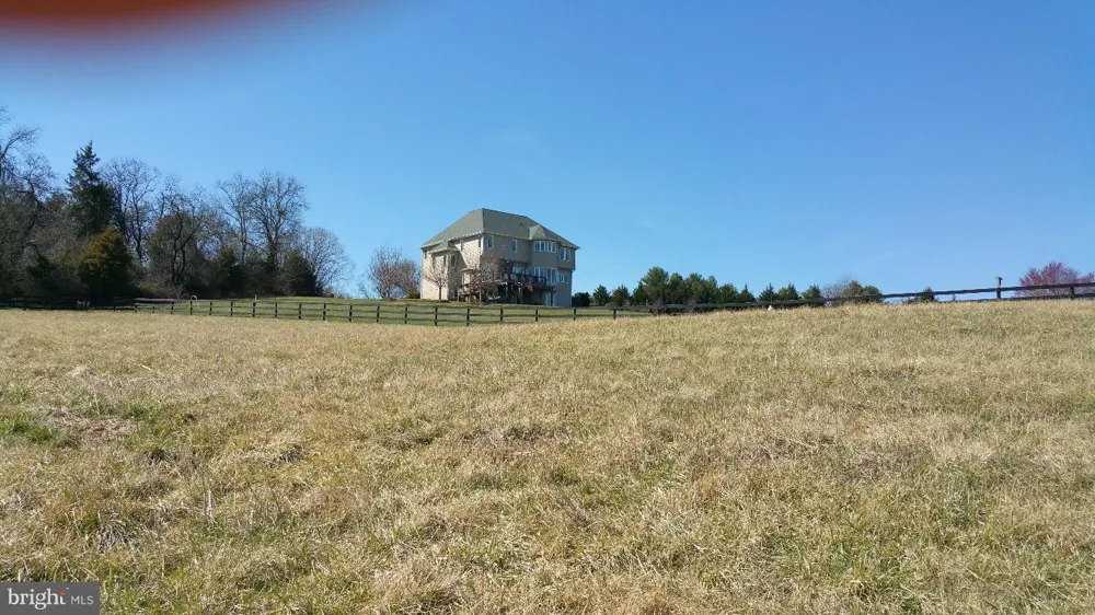 9471 LITTLE SKYLINE DRIVE Orange, VA 22960