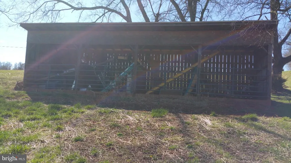 9471 LITTLE SKYLINE DRIVE Orange, VA 22960
