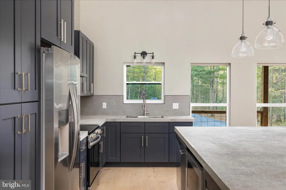 606 EVERGREEN FARMS DRIVE Wardensville, WV 26851