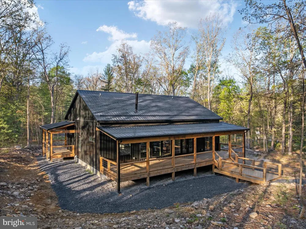 606 EVERGREEN FARMS DRIVE Wardensville, WV 26851