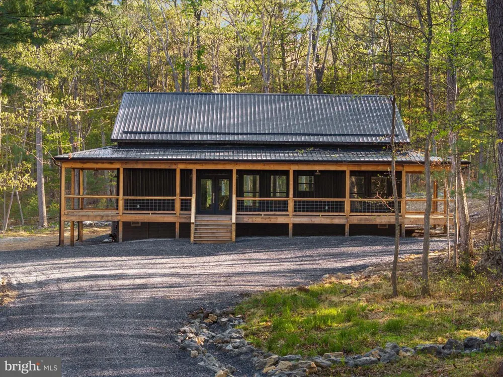 606 EVERGREEN FARMS DRIVE Wardensville, WV 26851
