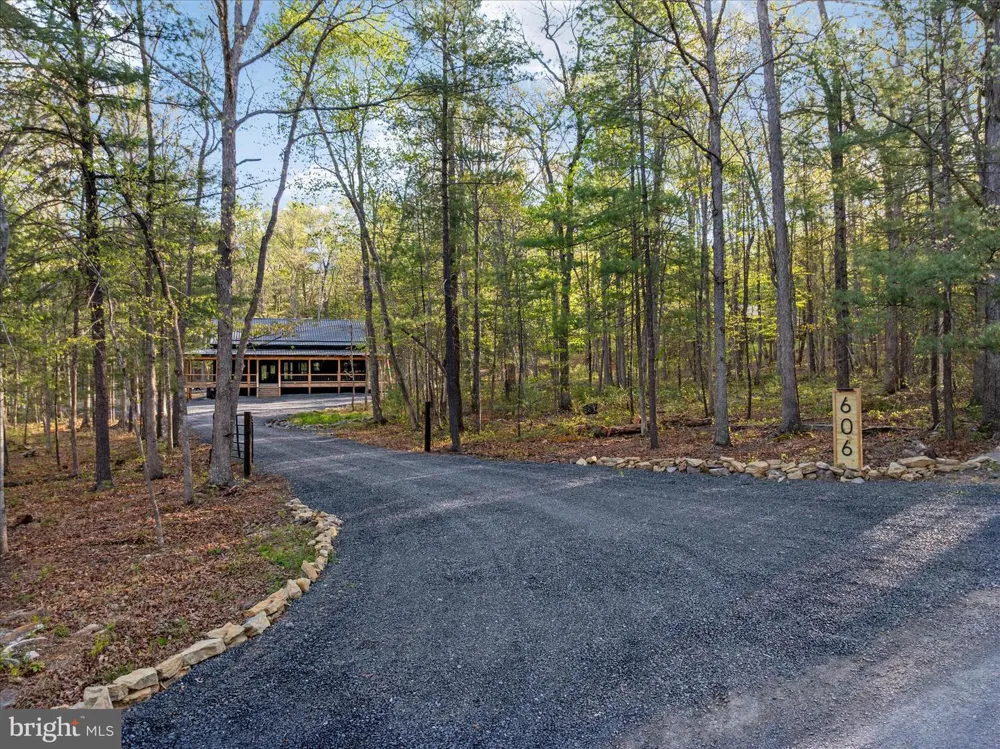 606 EVERGREEN FARMS DRIVE Wardensville, WV 26851