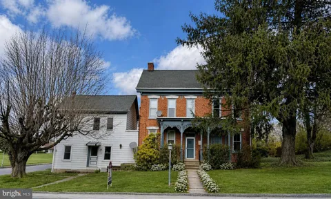 406 NOBLE STREET