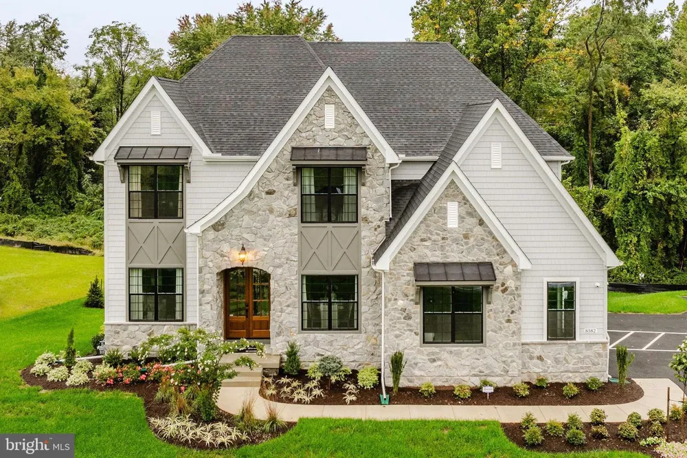 600 SAVAGE ROAD #DEVONSHIRE Northampton, PA 18067