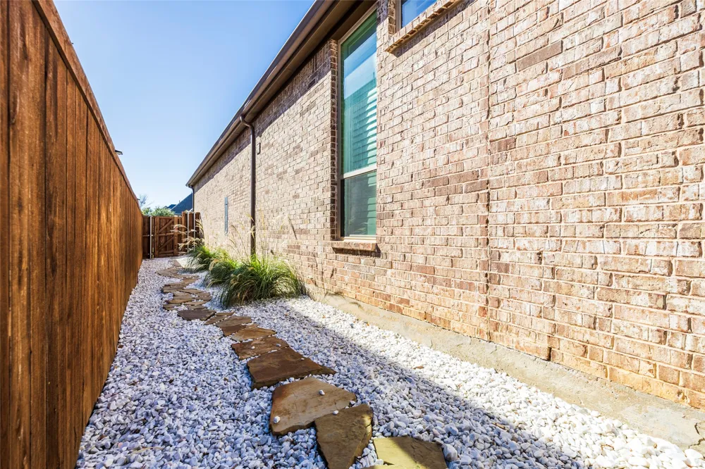 1650 Oakcrest Drive Prosper, TX 75078