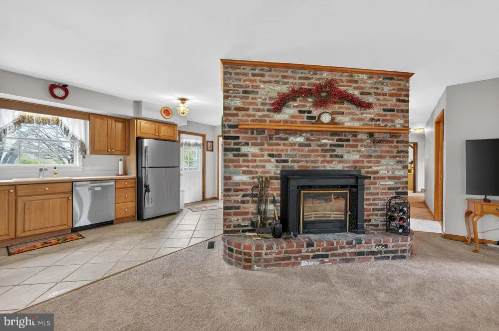 158 CHESTERFIELD GEORGETOWN ROAD Chesterfield, NJ 08515