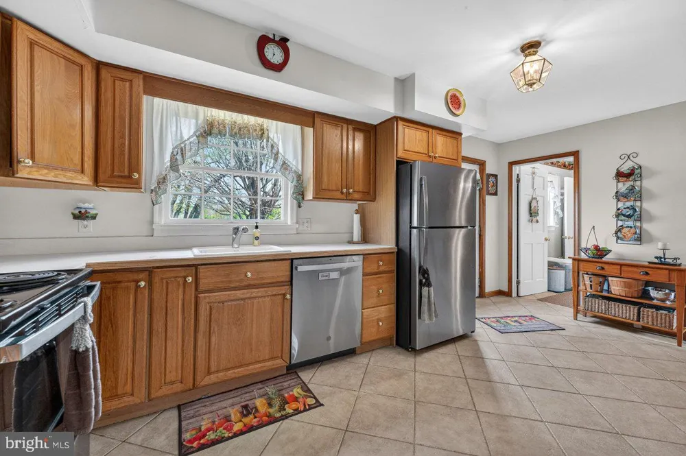 158 CHESTERFIELD GEORGETOWN ROAD Chesterfield, NJ 08515