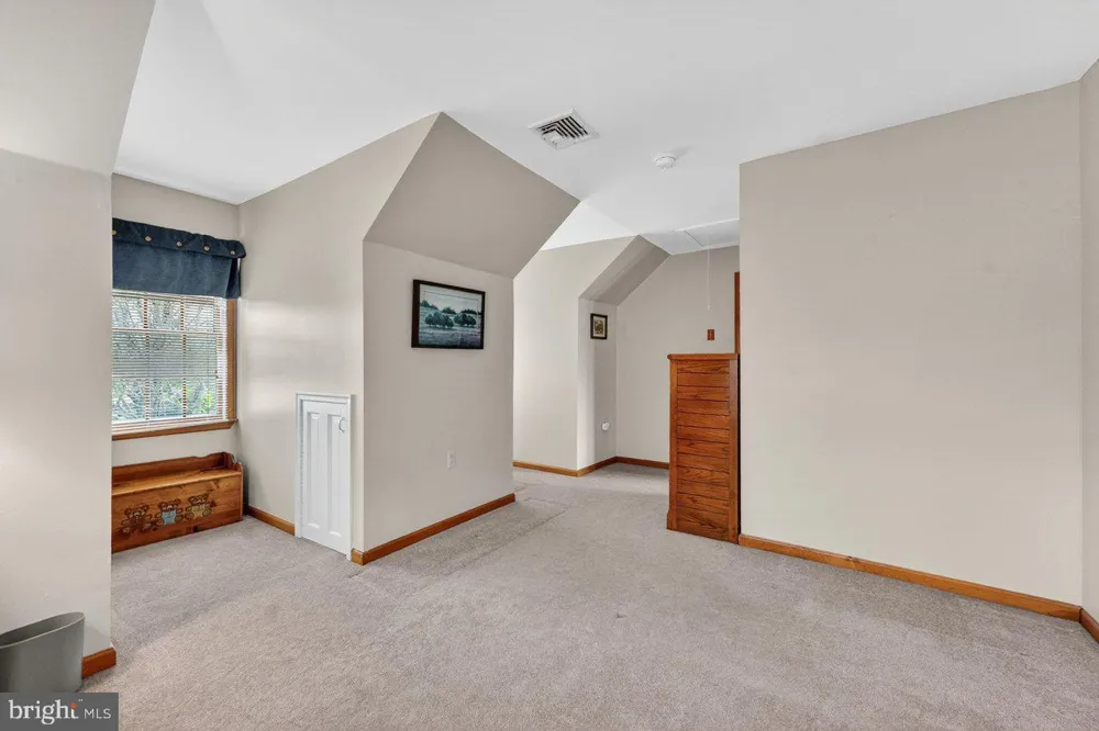 158 CHESTERFIELD GEORGETOWN ROAD Chesterfield, NJ 08515