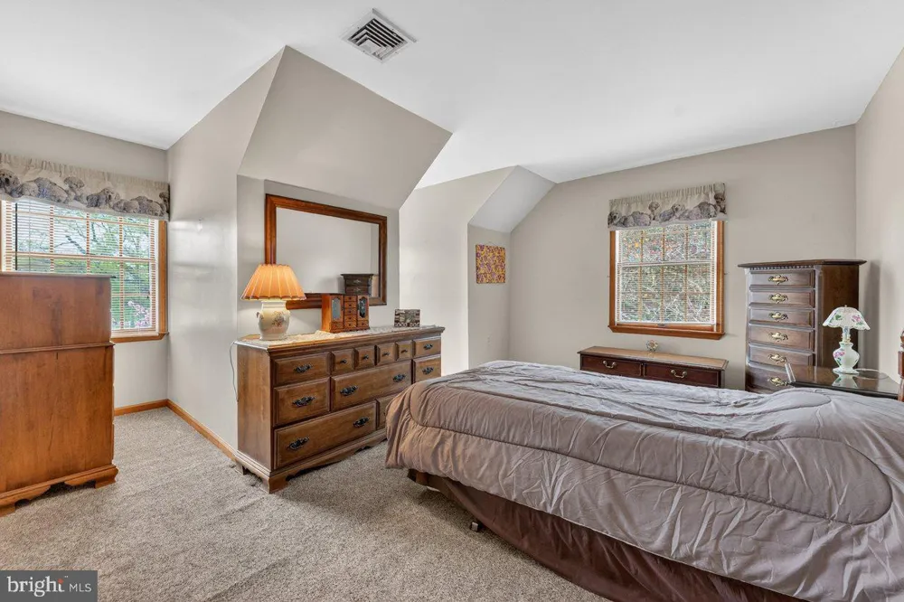 158 CHESTERFIELD GEORGETOWN ROAD Chesterfield, NJ 08515