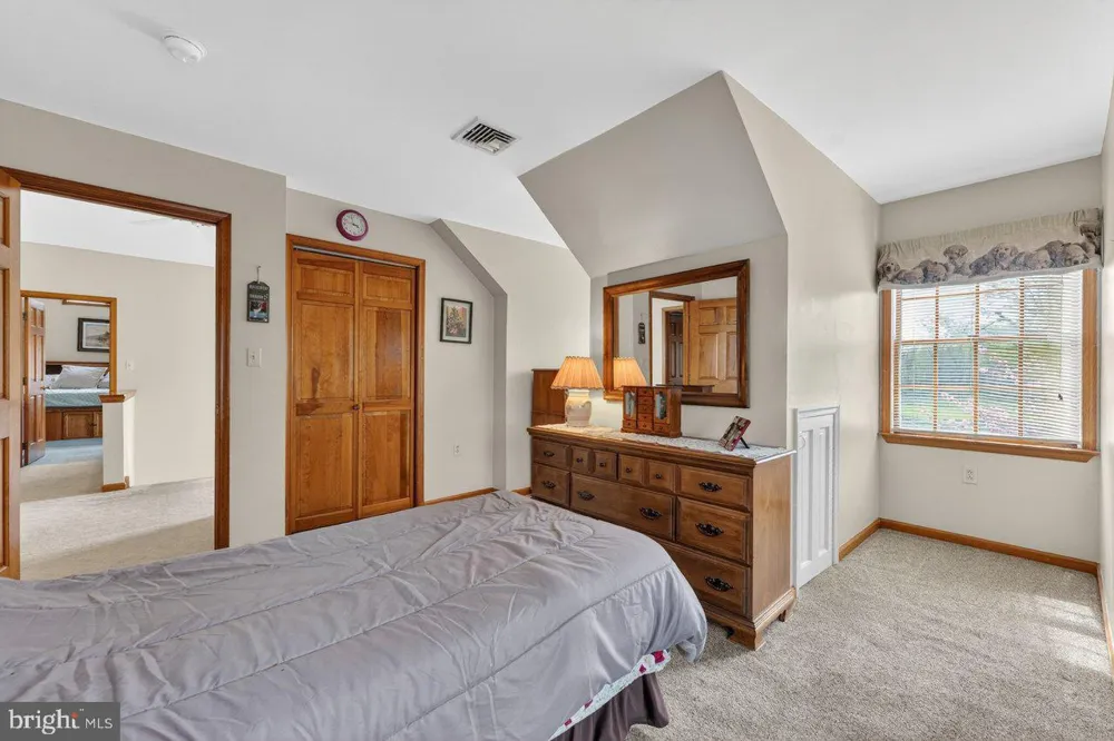158 CHESTERFIELD GEORGETOWN ROAD Chesterfield, NJ 08515