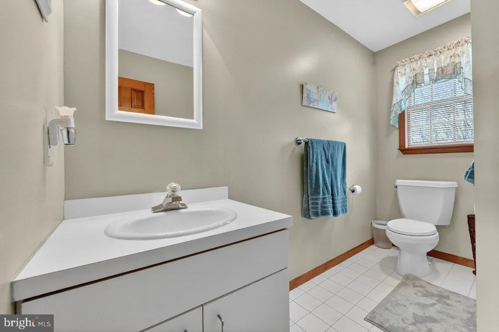 158 CHESTERFIELD GEORGETOWN ROAD Chesterfield, NJ 08515
