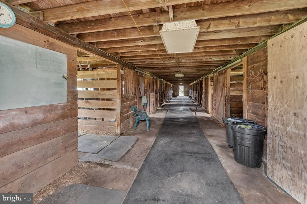 158 CHESTERFIELD GEORGETOWN ROAD Chesterfield, NJ 08515