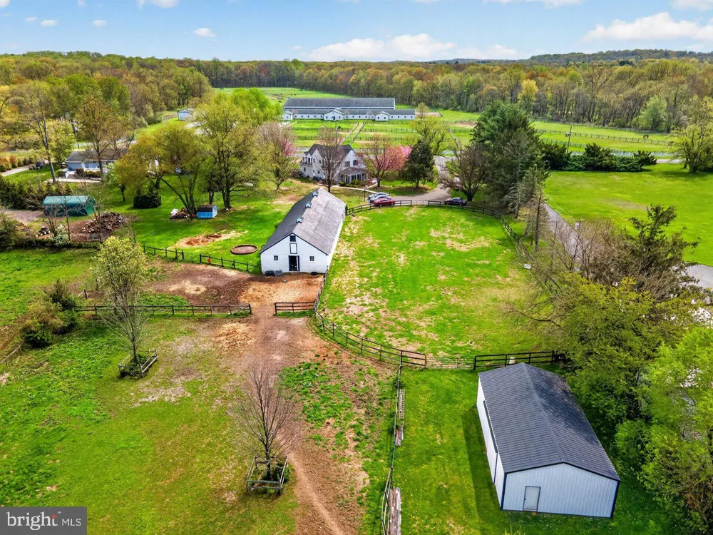 158 CHESTERFIELD GEORGETOWN ROAD Chesterfield, NJ 08515