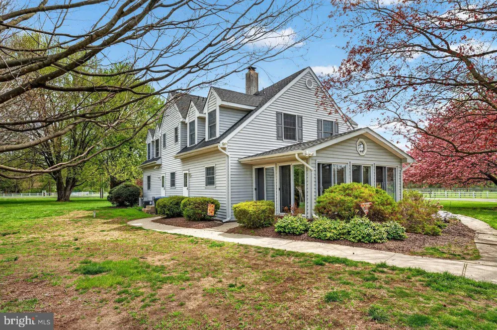 158 CHESTERFIELD GEORGETOWN ROAD Chesterfield, NJ 08515