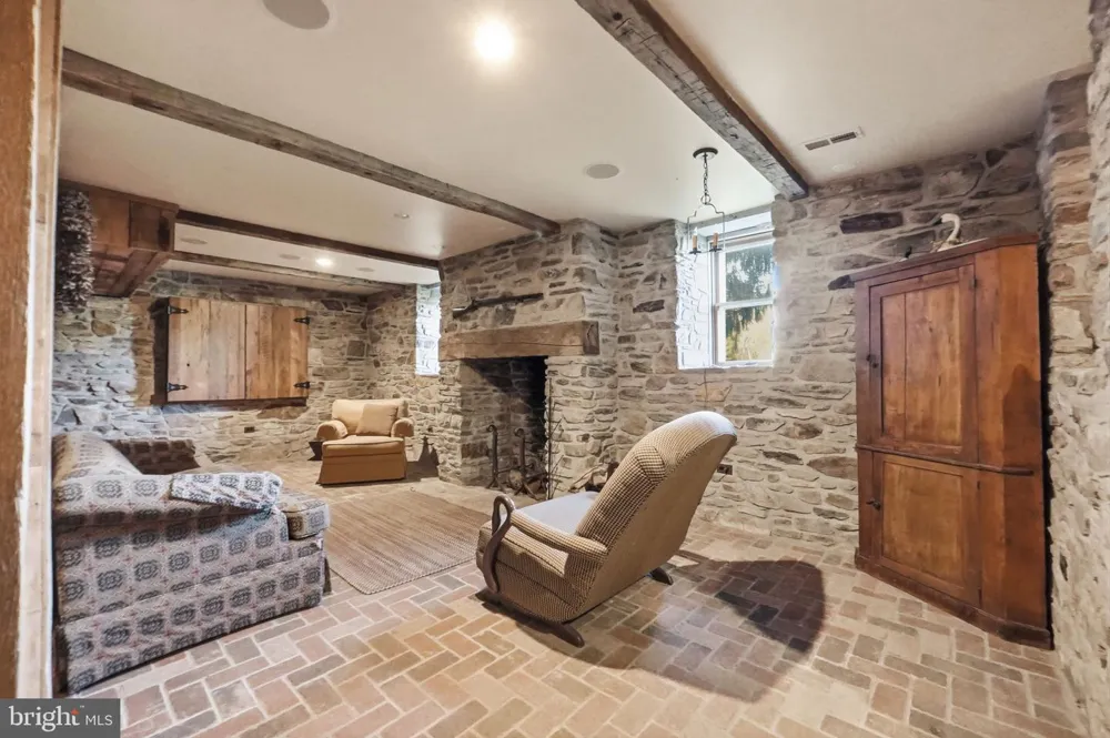 13405 JOHN KLINE ROAD Smithsburg, MD 21783