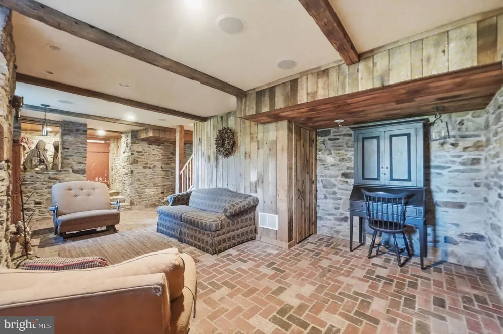 13405 JOHN KLINE ROAD Smithsburg, MD 21783