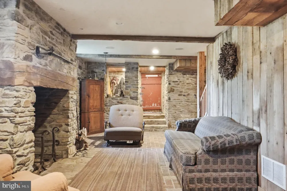 13405 JOHN KLINE ROAD Smithsburg, MD 21783