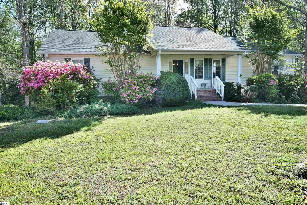 125 Fleetwood Drive Liberty, SC 29657