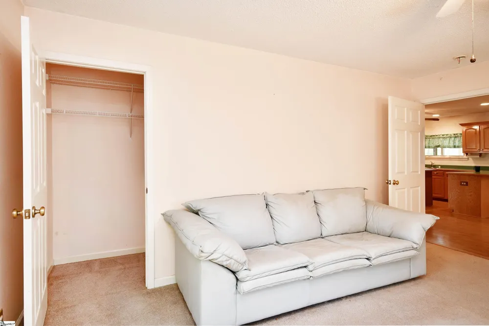 125 Fleetwood Drive Liberty, SC 29657