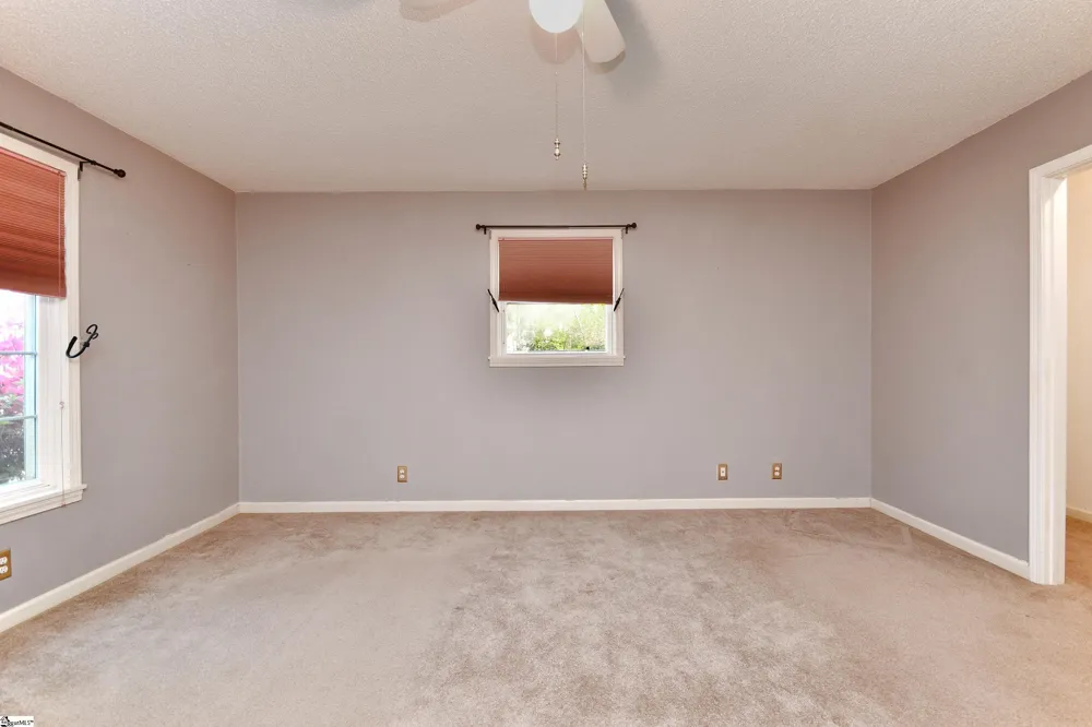 125 Fleetwood Drive Liberty, SC 29657