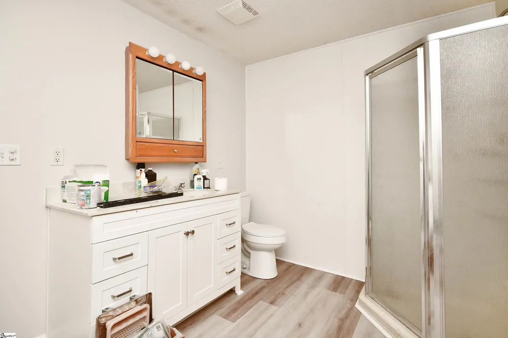 125 Fleetwood Drive Liberty, SC 29657