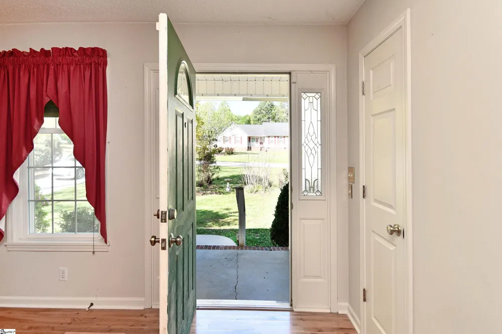 125 Fleetwood Drive Liberty, SC 29657