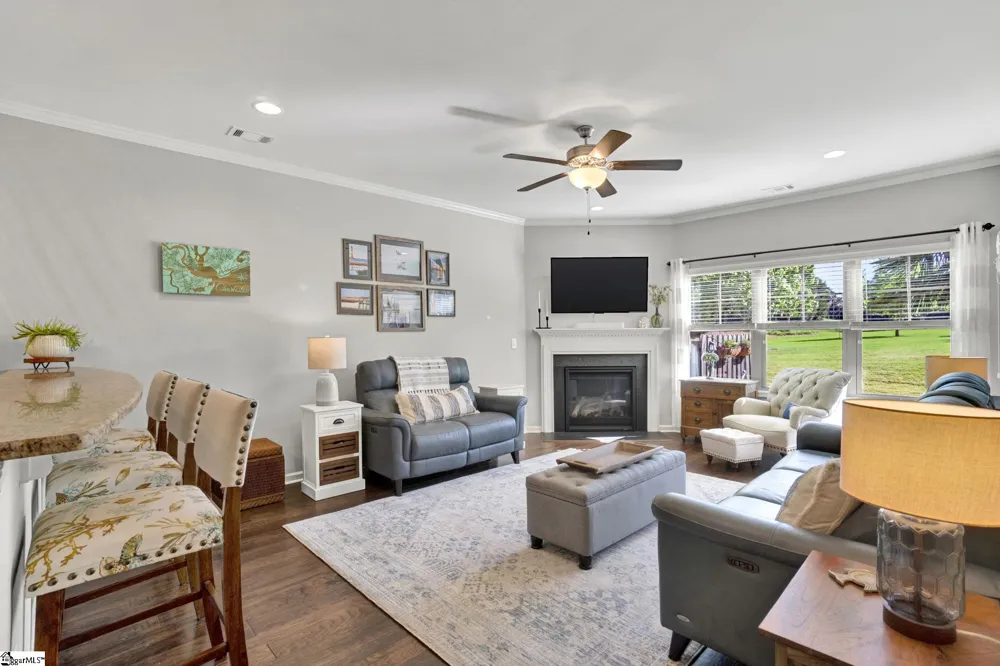 819 Asheton Commons Lane Simpsonville, SC 29681