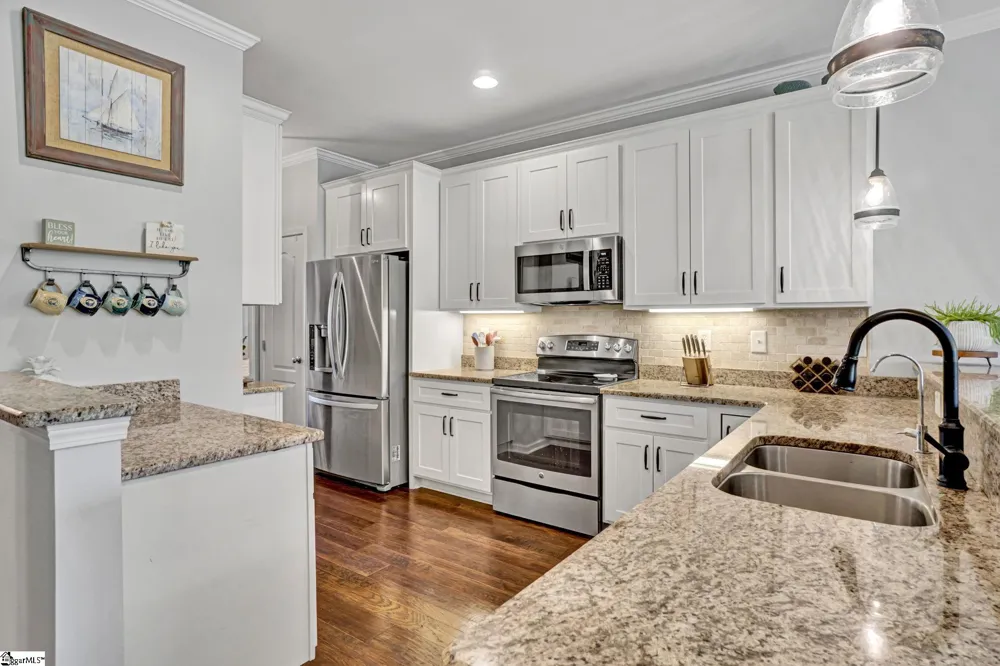 819 Asheton Commons Lane Simpsonville, SC 29681