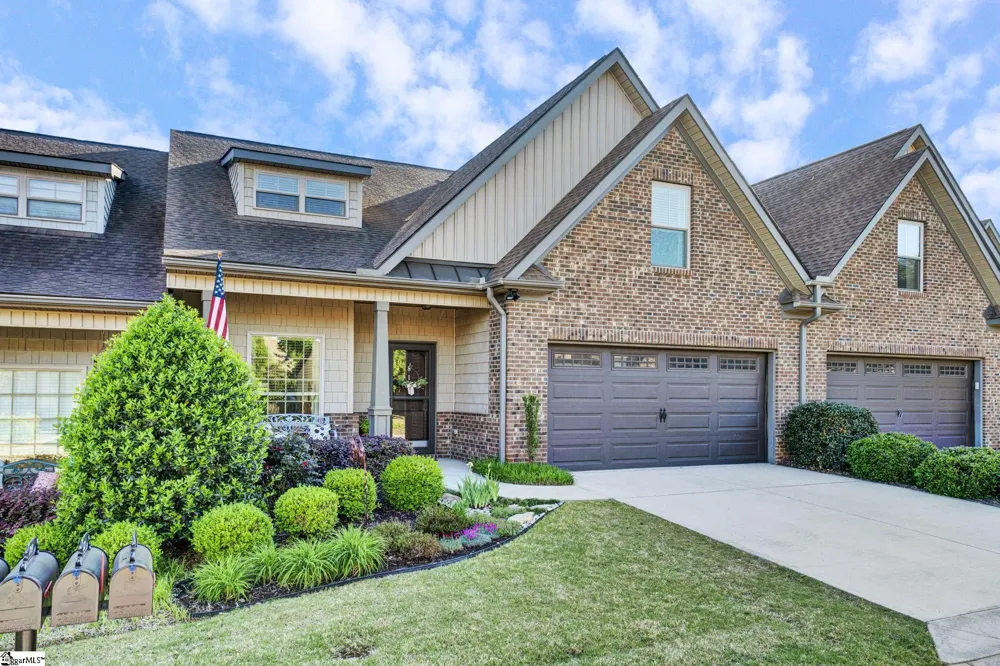 819 Asheton Commons Lane Simpsonville, SC 29681