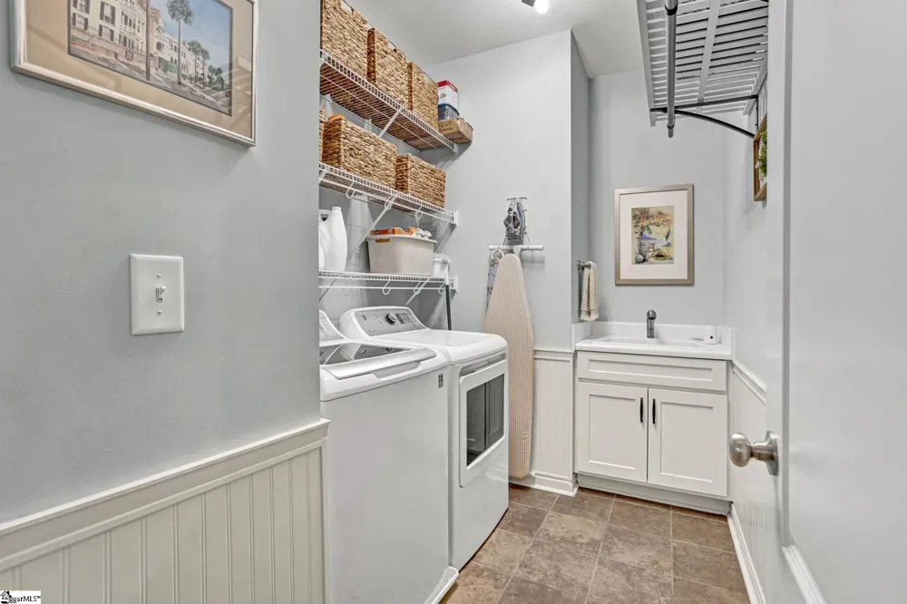 819 Asheton Commons Lane Simpsonville, SC 29681
