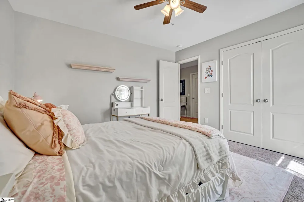 819 Asheton Commons Lane Simpsonville, SC 29681