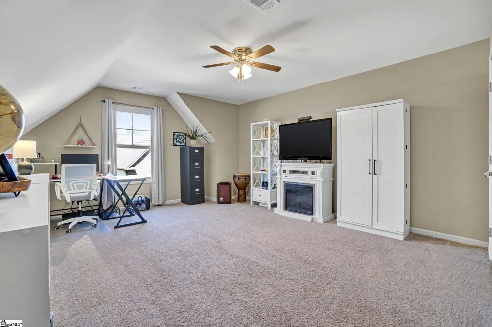 819 Asheton Commons Lane Simpsonville, SC 29681