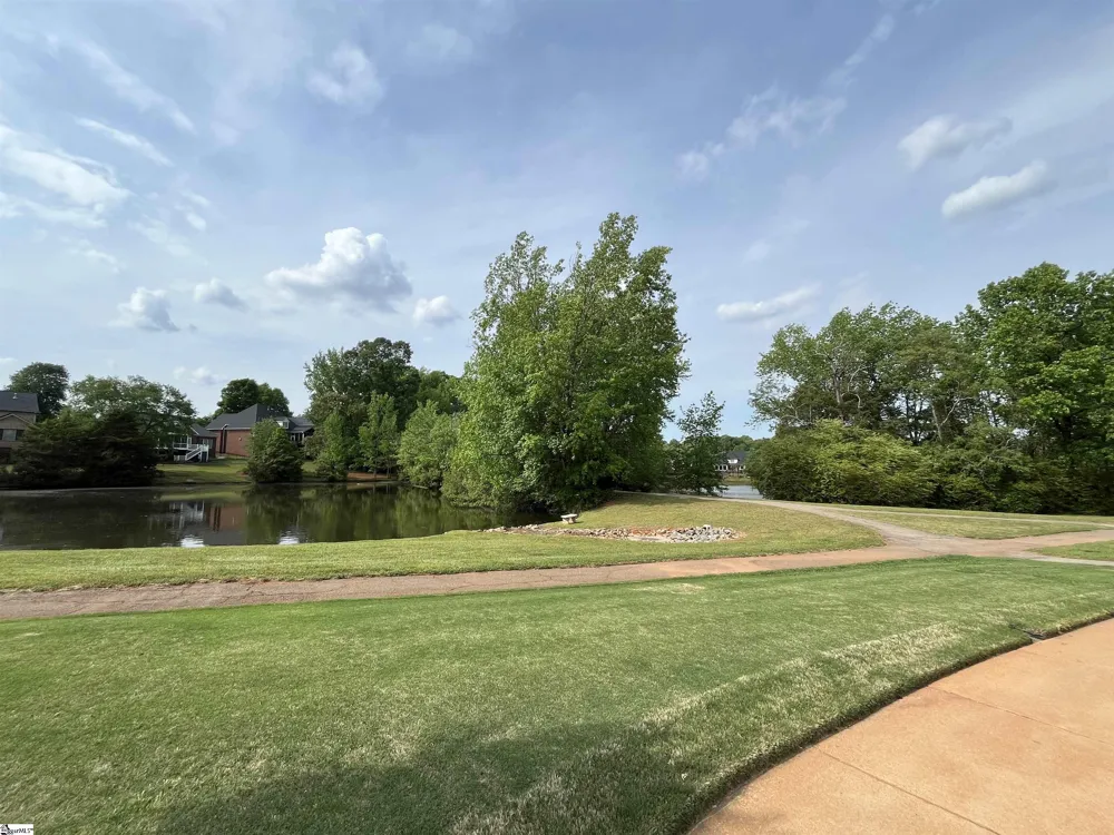 819 Asheton Commons Lane Simpsonville, SC 29681