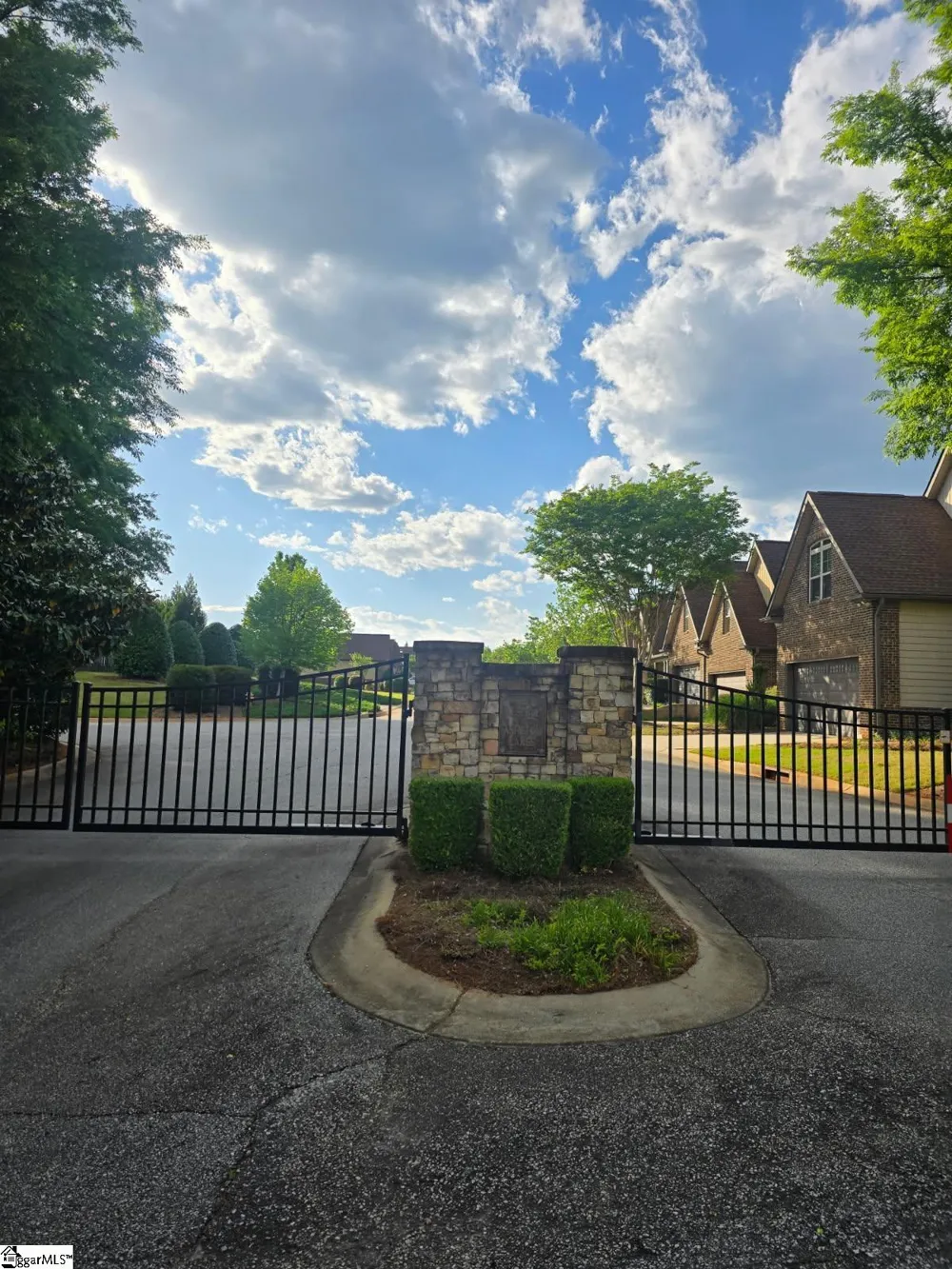 819 Asheton Commons Lane Simpsonville, SC 29681