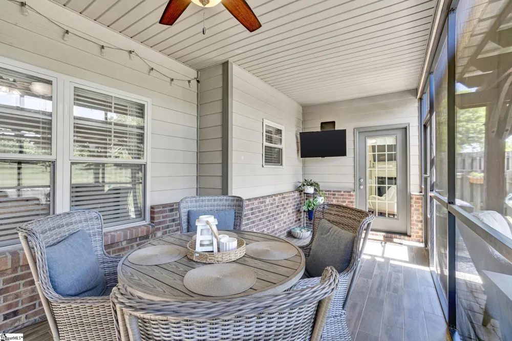 819 Asheton Commons Lane Simpsonville, SC 29681