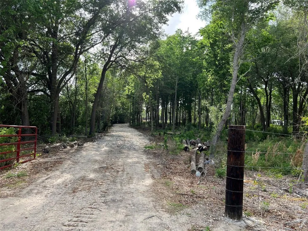 2450 Roy Road Pearland, TX 77581