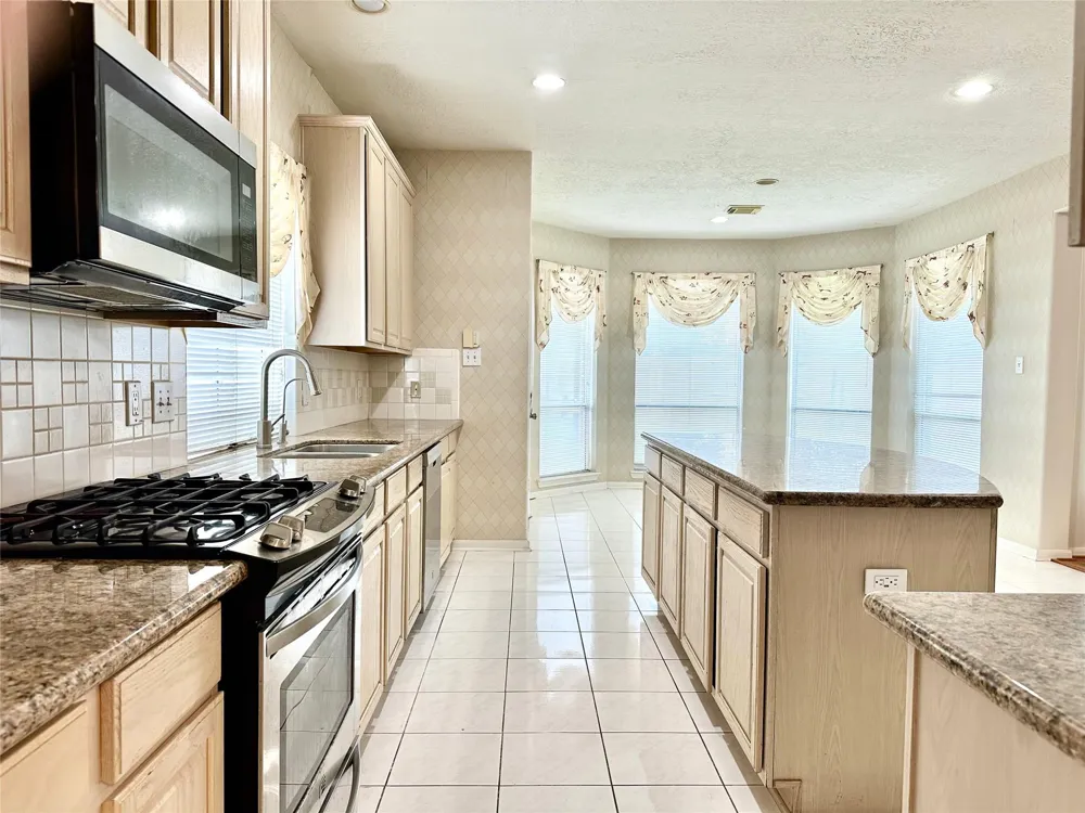 12009 Pine Brook Drive Stafford, TX 77477