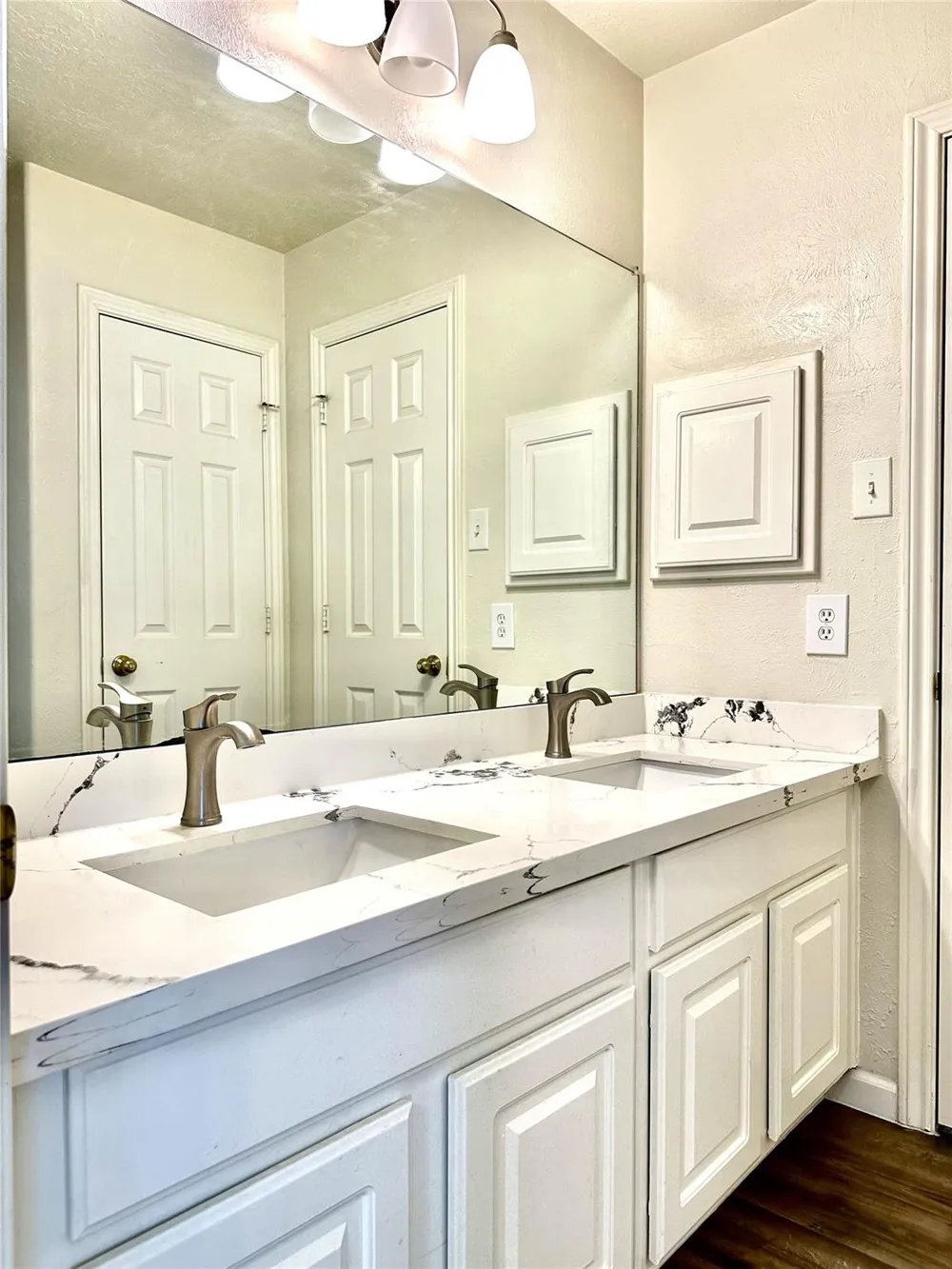 12009 Pine Brook Drive Stafford, TX 77477