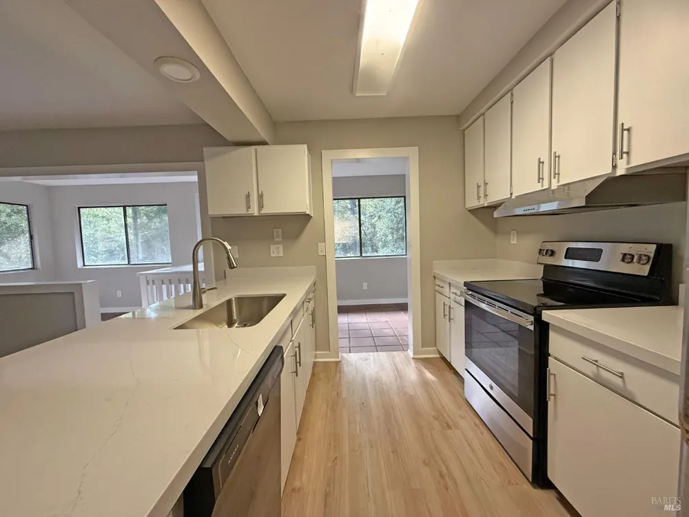 25124 Blue Jay Place Willits, CA 95490