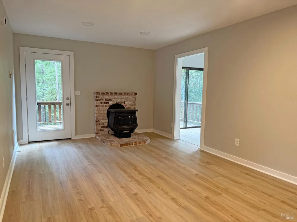 25124 Blue Jay Place Willits, CA 95490
