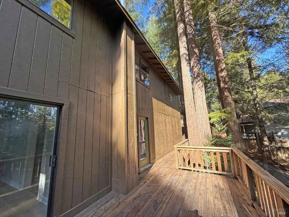 25124 Blue Jay Place Willits, CA 95490