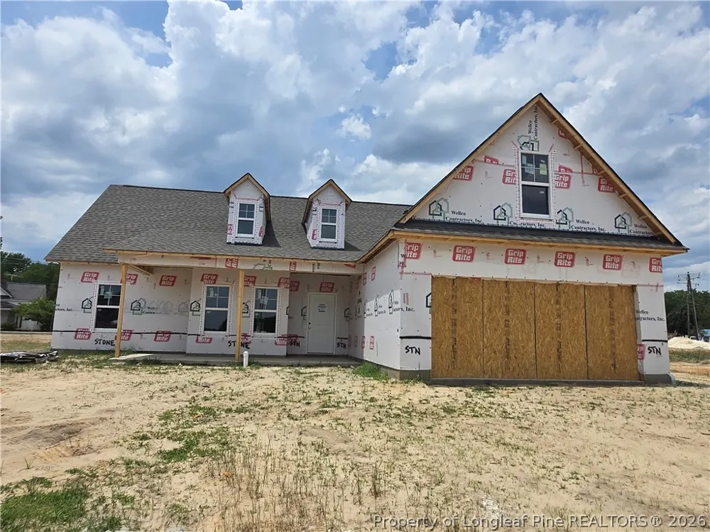 4301 Kirkhill Court Wade, NC 28395